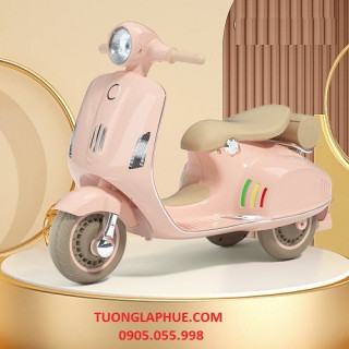 xe-may-dien-tre-em-vespa-xw02-cho-be-gai-1-4-tuoi